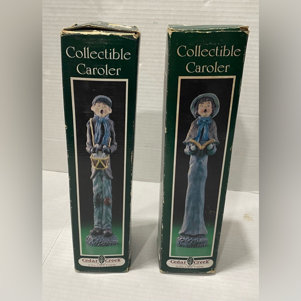 Vintage Cedar Creek Collection Collectible Caroler Lot Of 2 Pre Owned